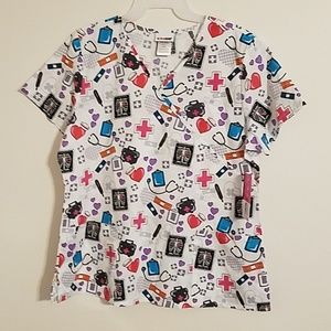 NWT Scrub Top Large